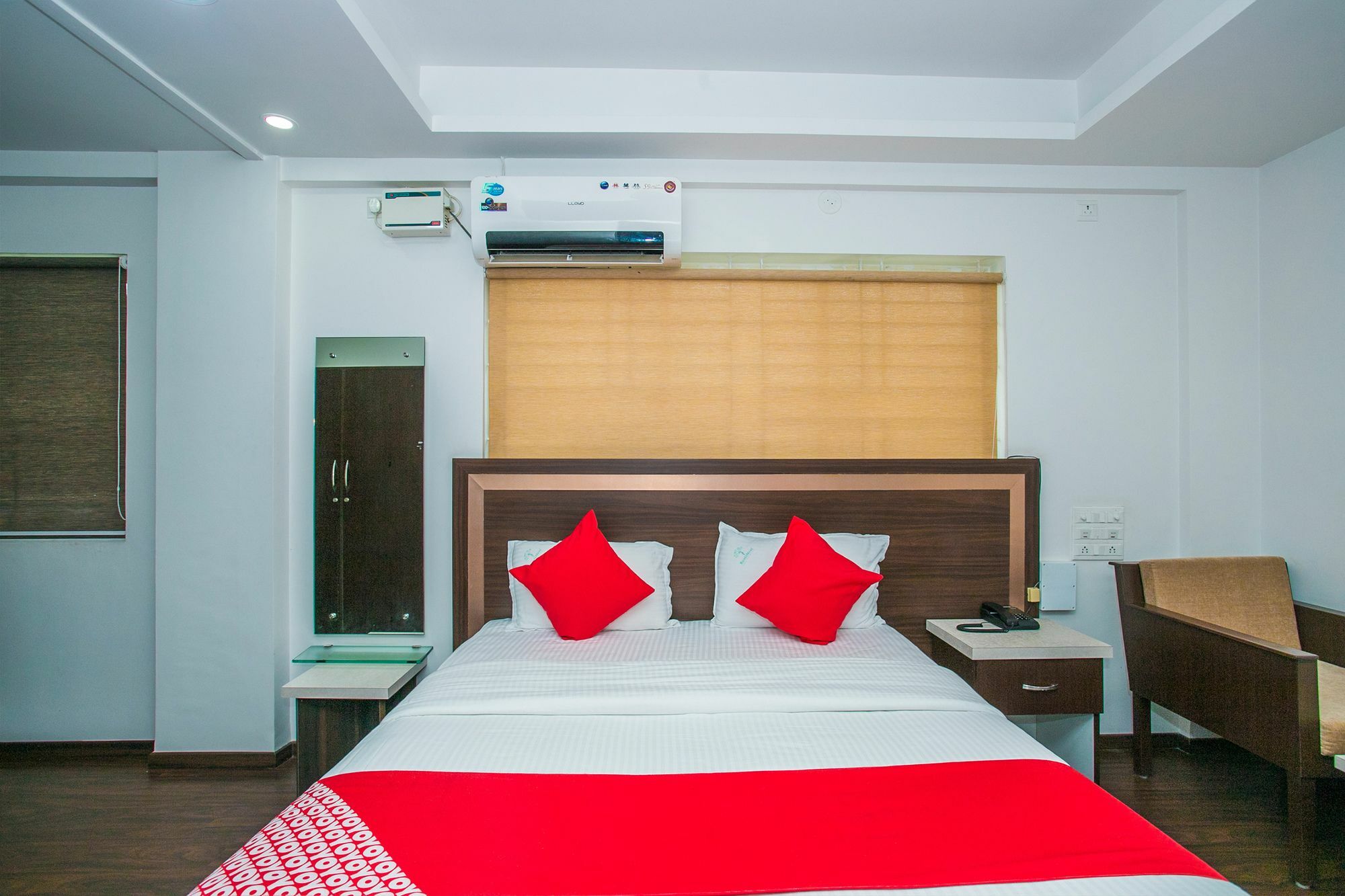 Flagship Malnad Residency Near Bengaluru Palace Exterior photo
